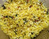 A picture of step 3 of Rice flakes chivda.