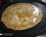 A picture of step 3 of Mixed Parantha.