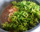 Hình bước làm 2 của món Bông THIÊN LÝ xào tôm