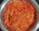 A picture of step 5 of Gajar ka halwa in vermicelli tarts.