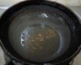 A picture of step 2 of Easy Carrot Toss (chamko).