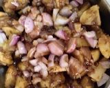 A picture of step 6 of Potato chaat.