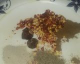 A picture of step 6 of Chicken salan in black pepper.