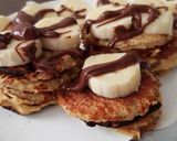 Banános, zabpelyhes palacsinta recept fázis 7 fotója