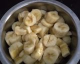 A picture of step 1 of Ripe Banana Curry.