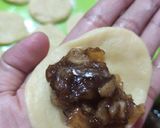 Foto langkah ke 4 dari resep Homemade Apple Pie 🥠.