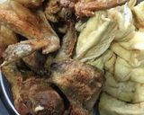 Foto langkah ke 1 dari resep Kare ayam tahu.