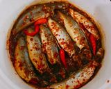 Hình bước làm 2 của món Cá nục kho măng