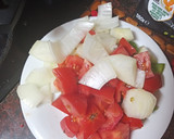 Foto del paso 4 de la receta: Chuletas de cerdo adobadas con puré de papas, guisantes y salsa