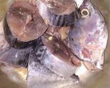 Foto langkah ke 1 dari resep Ikan Tongkol Kuah Kuning.