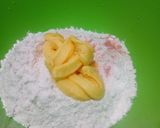 Foto langkah ke 1 dari resep Pastel isi Ragout.