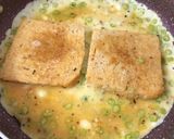 A picture of step 2 of Omelette Cheese Toasted Sandwich.