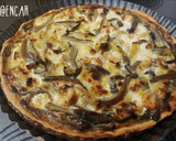 Foto del paso 8 de la receta: Quiche de puerros, setas y gambas