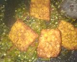 Foto langkah ke 4 dari resep Tempe Penyet Sambal Ijo.