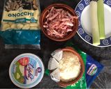 Foto del paso 1 de la receta: Gnocchi con salsa de quesos y bacon..😋