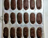 Foto langkah ke 7 dari resep Lidah Kucing Coklat Choco Chips.