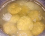 A picture of step 4 of Monsoon Kachori.