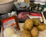 A picture of step 1 of Beef Massaman Curry.