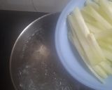 Foto langkah ke 1 dari resep Urap daun kenikir dan kacang panjang.