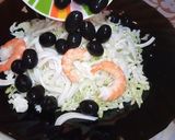 Фото кроку 2 до Вкуснейший новогодний салат без майонеза.