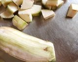 A picture of step 1 of Peanut banana curry.