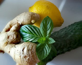 Foto del paso 1 de la receta: Bebida refrescante de pepino