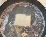 A picture of step 2 of Tofu paste with string beans.