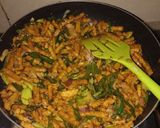 Foto langkah ke 5 dari resep Tumis Tempe Cabe Ijo.