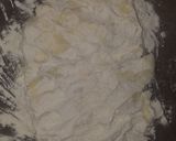 Foto del paso 3 de la receta: Medialunas Saladas