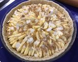 Une image de l'étape 8 de Tarte semi feuilletée aux pommes et amandes.