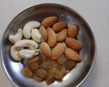અડદીયા (Adadiya Recipe In Gujarati) રેસીપી સ્ટેપ3ફોટો
