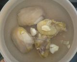 Foto langkah ke 2 dari resep Sop Ayam Simple.