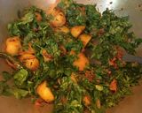 A picture of step 6 of Methi Matar Aloo.