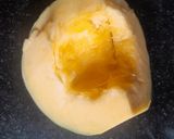 A picture of step 1 of Kaddu ka Bharta (Smashed pumpkin).