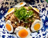 A picture of step 6 of Fried Rice with Small Fried Eggs.