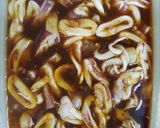 Foto langkah ke 1 dari resep Cumi goreng asam.