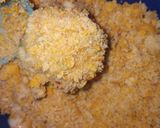 A picture of step 4 of Mac And veggies cheese balls.