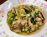 รูปขั้นตอนการทำที่ 12 ของ ผัดเห็ดหอมนางรม🍄🦪