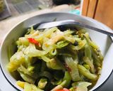 Foto langkah ke 3 dari resep 🥗 Oseng Labu Siam Pete (Waluh Jipang).