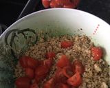 Une image de l'étape 2 de Salade de quinoa, tomates et radis.