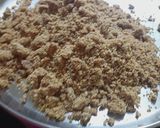 A picture of step 1 of Peanuts laddu.