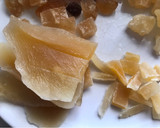 Foto del paso 3 de la receta: Coca primavera. Con frutas confitadas,lemon curd y flores