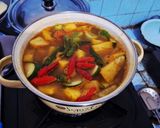 Foto langkah ke 2 dari resep Lempah Kuning Ikan Tongkol.