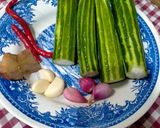 Foto langkah ke 1 dari resep Sayur Bening Oyong /Gambas.