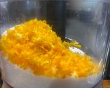 A picture of step 2 of Gilded Christmas Orange Cupcakes.