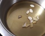 Foto del paso 2 de la receta: Rape en salsa de langostino