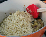 Foto del paso 12 de la receta: Pollo relleno con castañas, manzana y arándanos al ron