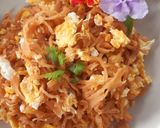 รูปขั้นตอนการทำที่ 2 ของ "ไชโป๊วหวานผัดไข่" Stir Fried Sweet Preserved Radish with Egg