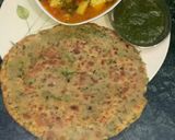 A picture of step 3 of Crispy coriander (Dhaniya)parartha.