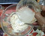 A picture of step 2 of Suji  Uttapam.